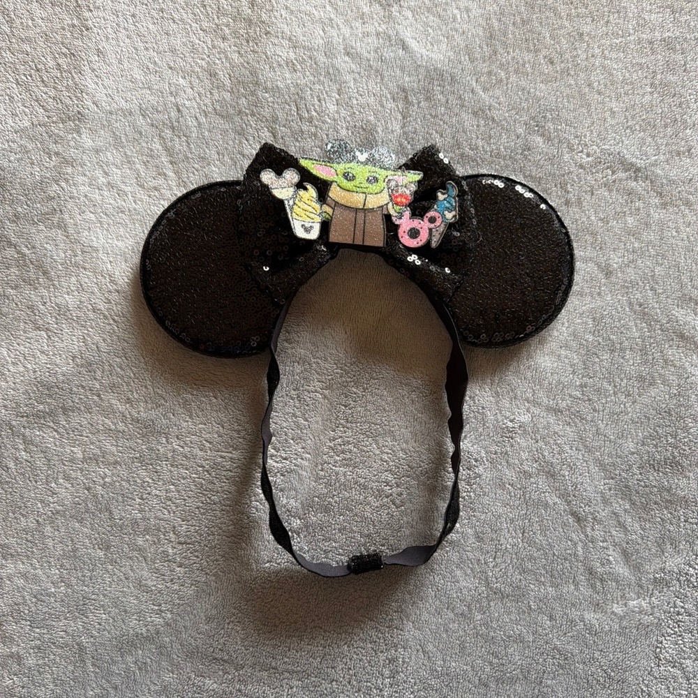Grogu Baby Yoda Mickey Mouse Ears Headband Disney Snacks Black Sequin - E539
